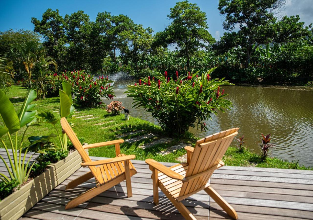 Отель Gardenia Springs Буритака Экстерьер фото